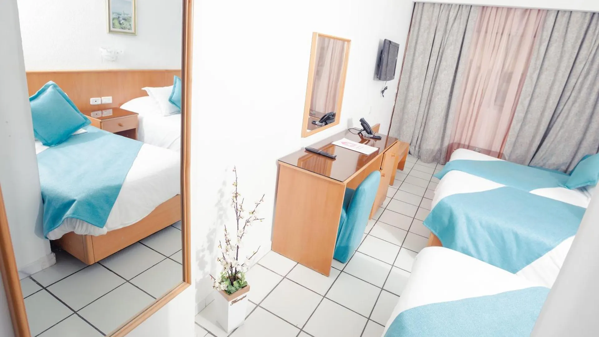 Le National Hotel Tunis 3*,